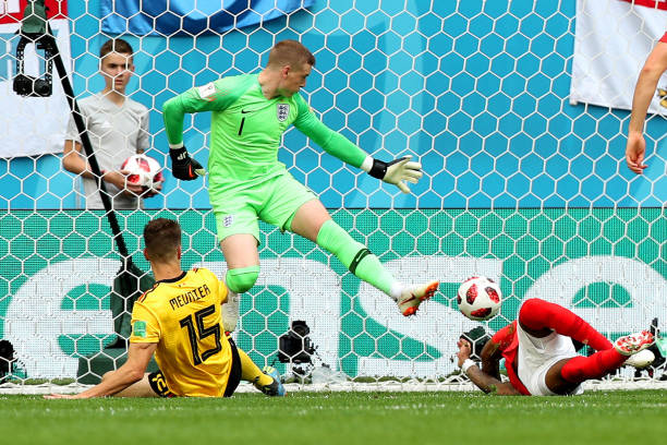 定了坚实的 定了坚实的