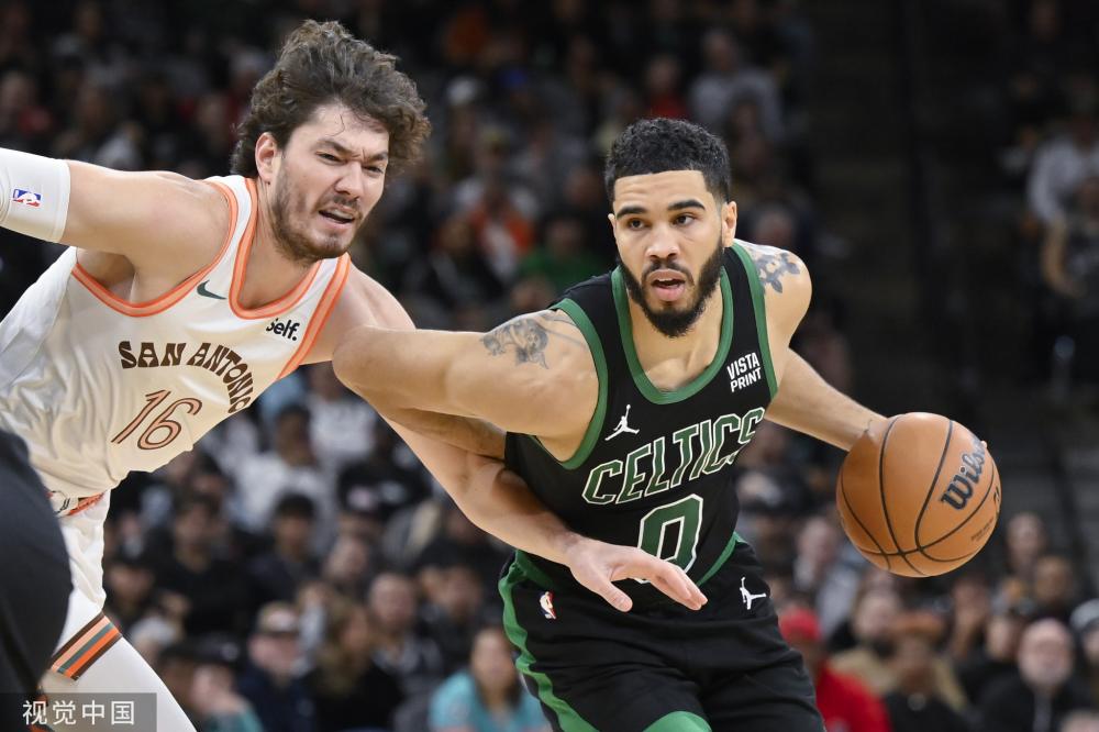 对手的后防 对手的后防