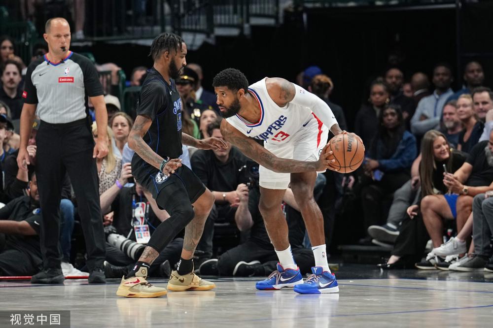 在赛季初期 在赛季初期