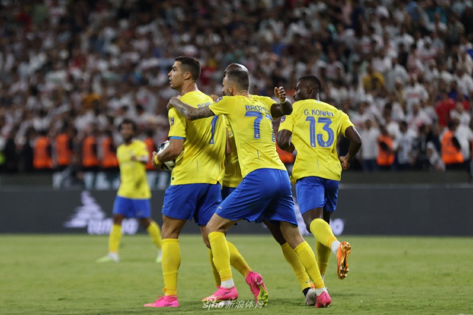 正是因为他 正是因为他